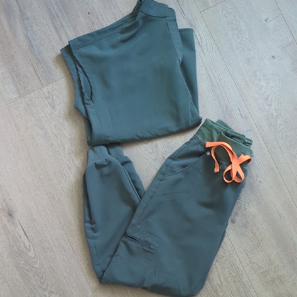 Figs Scrub Set - Moss